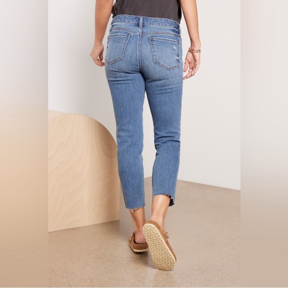 KUT Distressed Women's Ankle Jeans Raw Hem #147555 Size 10 - Picture 2 of 13